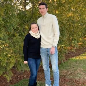 Meet your Posher, Zach